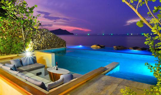 Cover .....Mae Pranorm  @  U Pattaya Hotel newly opened hotel with a great...