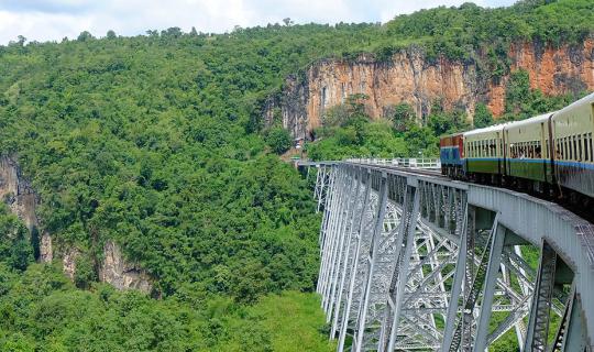 Cover From Pyin Oo Lwin to Hsipaw | To Hunt the Light of Shan...
