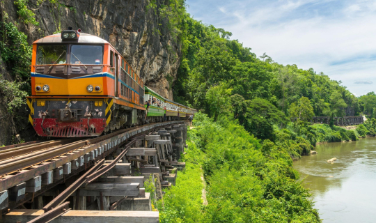 Cover 11 Scenic Spots in Kanchanaburi...