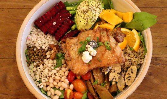 Cover OH KA JHU, ORGANIC SALAD AND HEALTHY GOODIES...