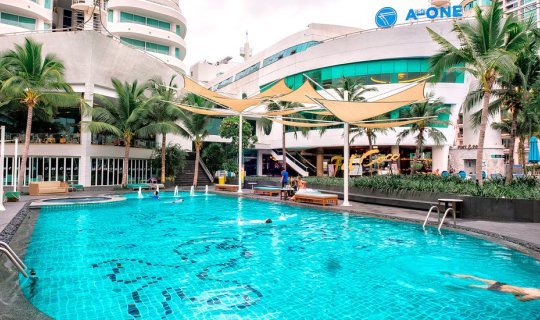 Cover A-ONE WOW!!! Great sleep, awesome fitness center, delicious food, cl...